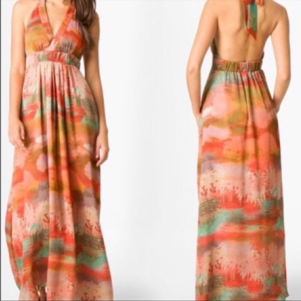 Summer maxi dress with halter tie